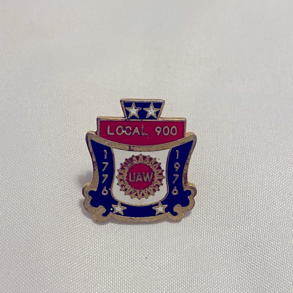 Local 900 UAW Bi Centennial 1776 1976 lapel Hat Pin Vintage